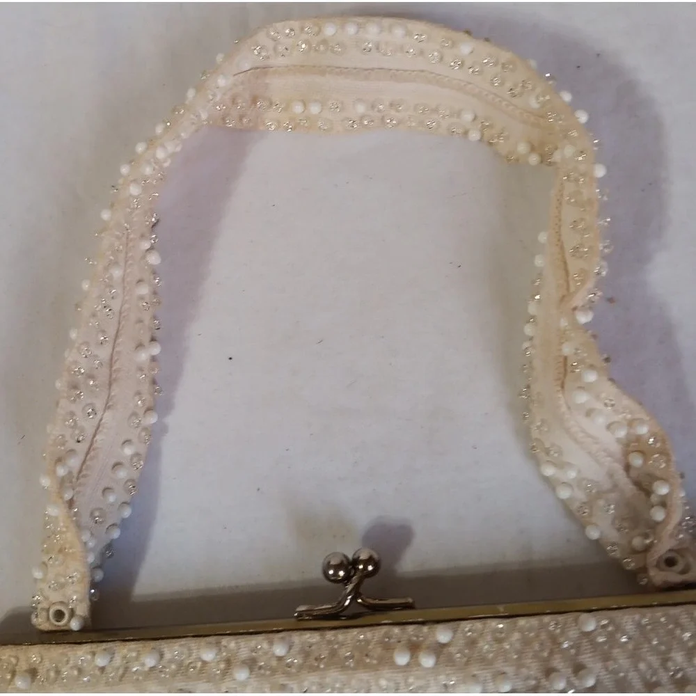 Vintage Beaded Purse Bag Cream White Kiss Lock Clasp Bridal‎ Formal Evening READ